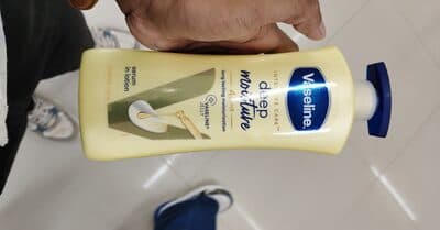 Vaseline Intensive Care Deep Moisture