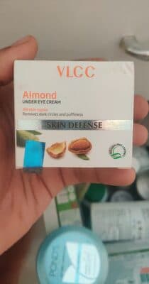 VLCC Almond under eye cream